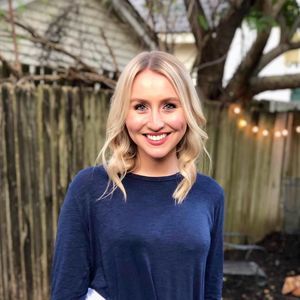 Meet your Posher, Olivia